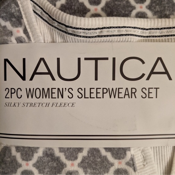 NEW-NAUTICA 2Pc SuperSoft Feather Touch Fleece Pajama Sleepwear Set Grey/White L - Picture 11 of 13